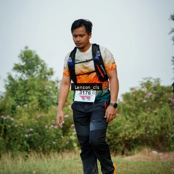 Runner Photo 9012405
