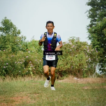 Runner Photo 9012473