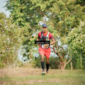 Runner Photo 9012720