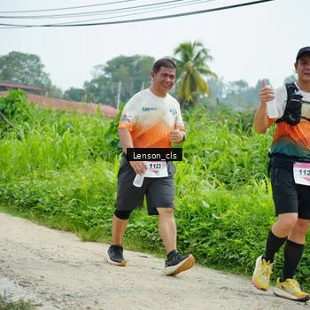 Runner Photo 9012888