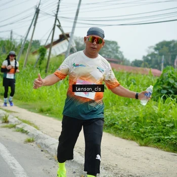 Runner Photo 9012891