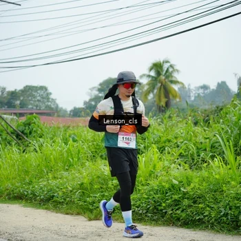 Runner Photo 9012892