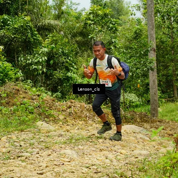Runner Photo 9013006