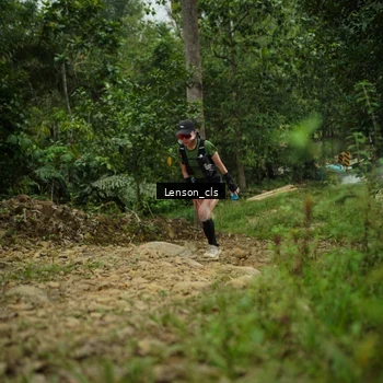 Runner Photo 9013050