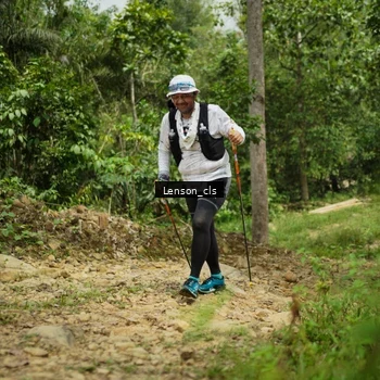 Runner Photo 9013060