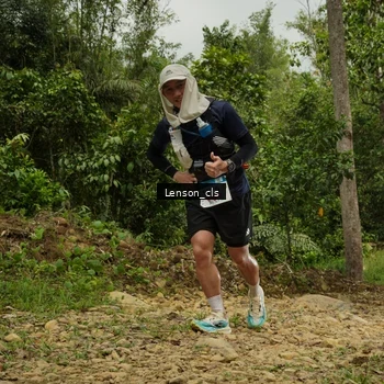 Runner Photo 9013093