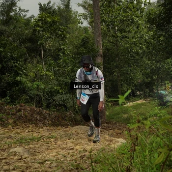 Runner Photo 9013099