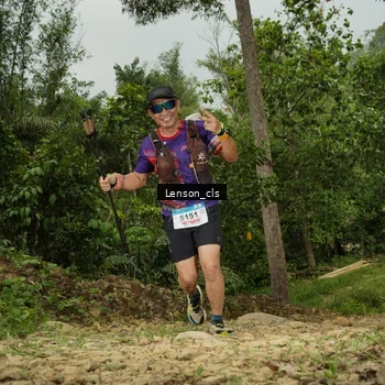 Runner Photo 9013131