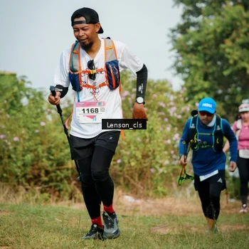 Runner Photo 9013354