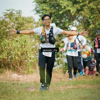 Runner Photo 9014051