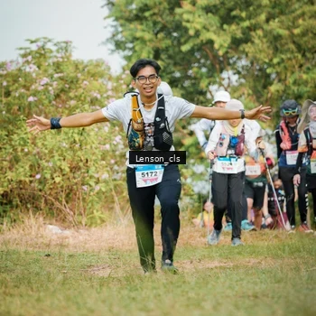 Runner Photo 9014052