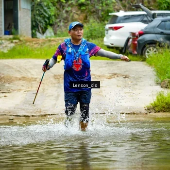 Runner Photo 9014842