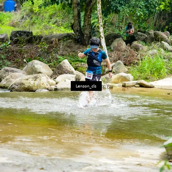 Runner Photo 9015043