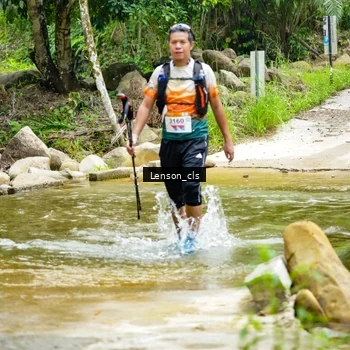 Runner Photo 9015073