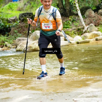 Runner Photo 9015078