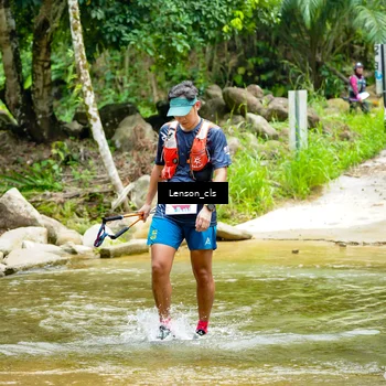 Runner Photo 9015135