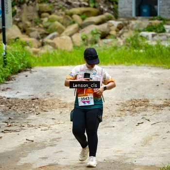 Runner Photo 9015175