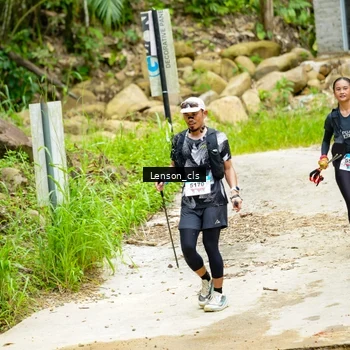 Runner Photo 9015190