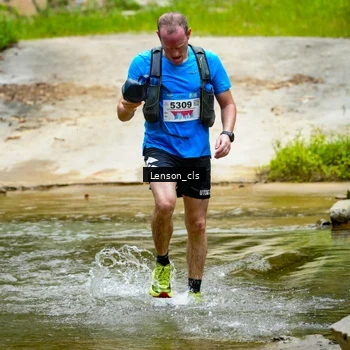 Runner Photo 9015218