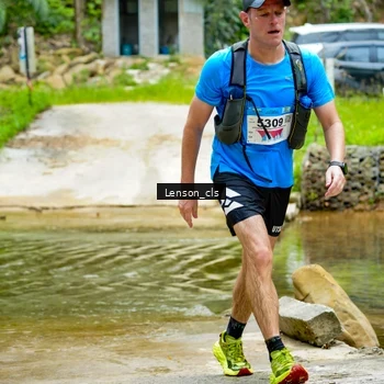 Runner Photo 9015227