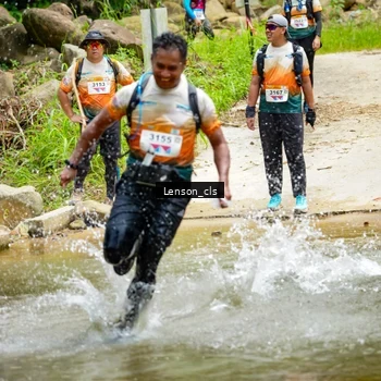 Runner Photo 9015247
