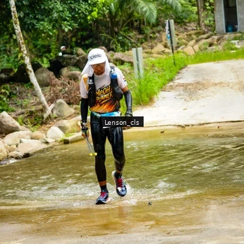 Runner Photo 9015363