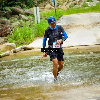 Runner Photo 9015428