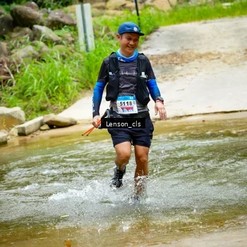 Runner Photo 9015431