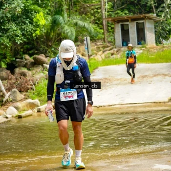 Runner Photo 9015558