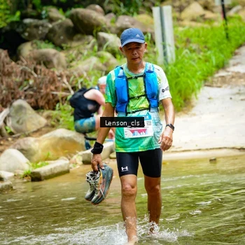 Runner Photo 9015591