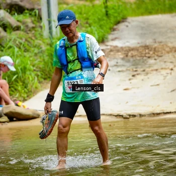Runner Photo 9015596