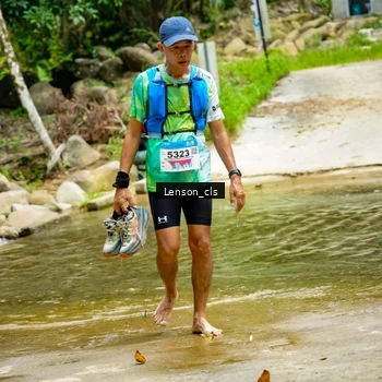 Runner Photo 9015598