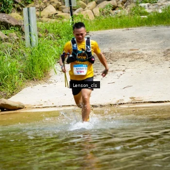 Runner Photo 9015675