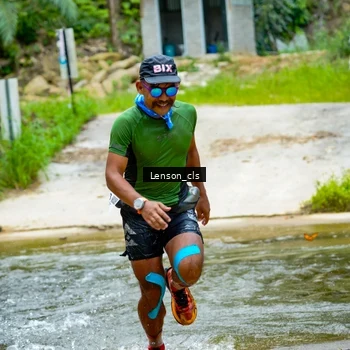 Runner Photo 9015710