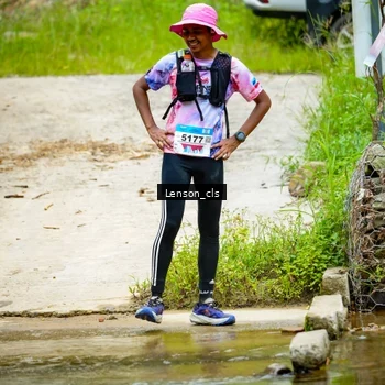 Runner Photo 9015713