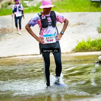 Runner Photo 9015718