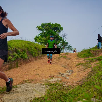 Runner Photo 9021015
