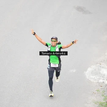 Runner Photo 9024190