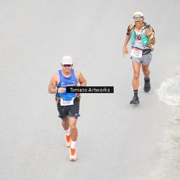 Runner Photo 9024506