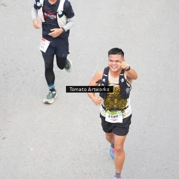 Runner Photo 9024876