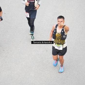 Runner Photo 9024880