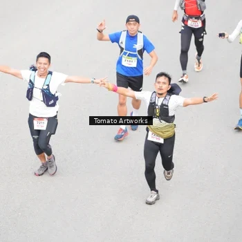 Runner Photo 9024901