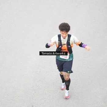 Runner Photo 9025041