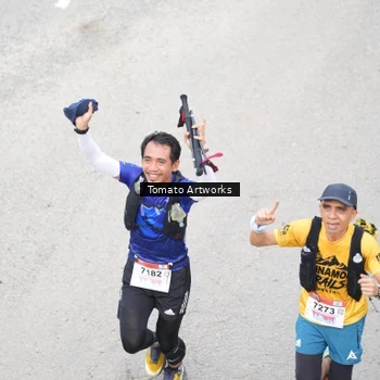 Runner Photo 9025101