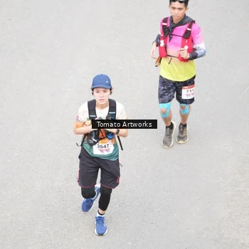 Runner Photo 9025180