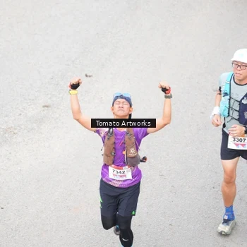 Runner Photo 9025260