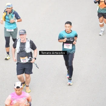 Runner Photo 9025341