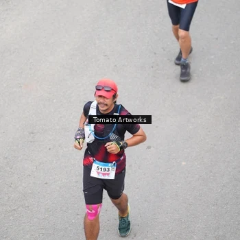 Runner Photo 9025773