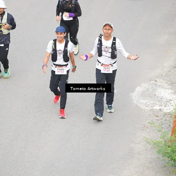 Runner Photo 9025998