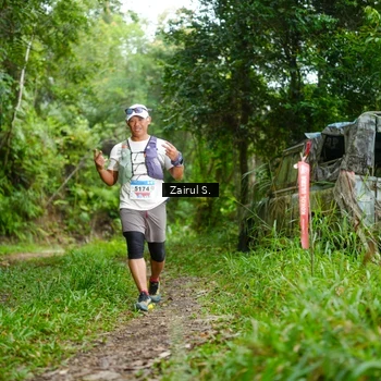 Runner Photo 9028105